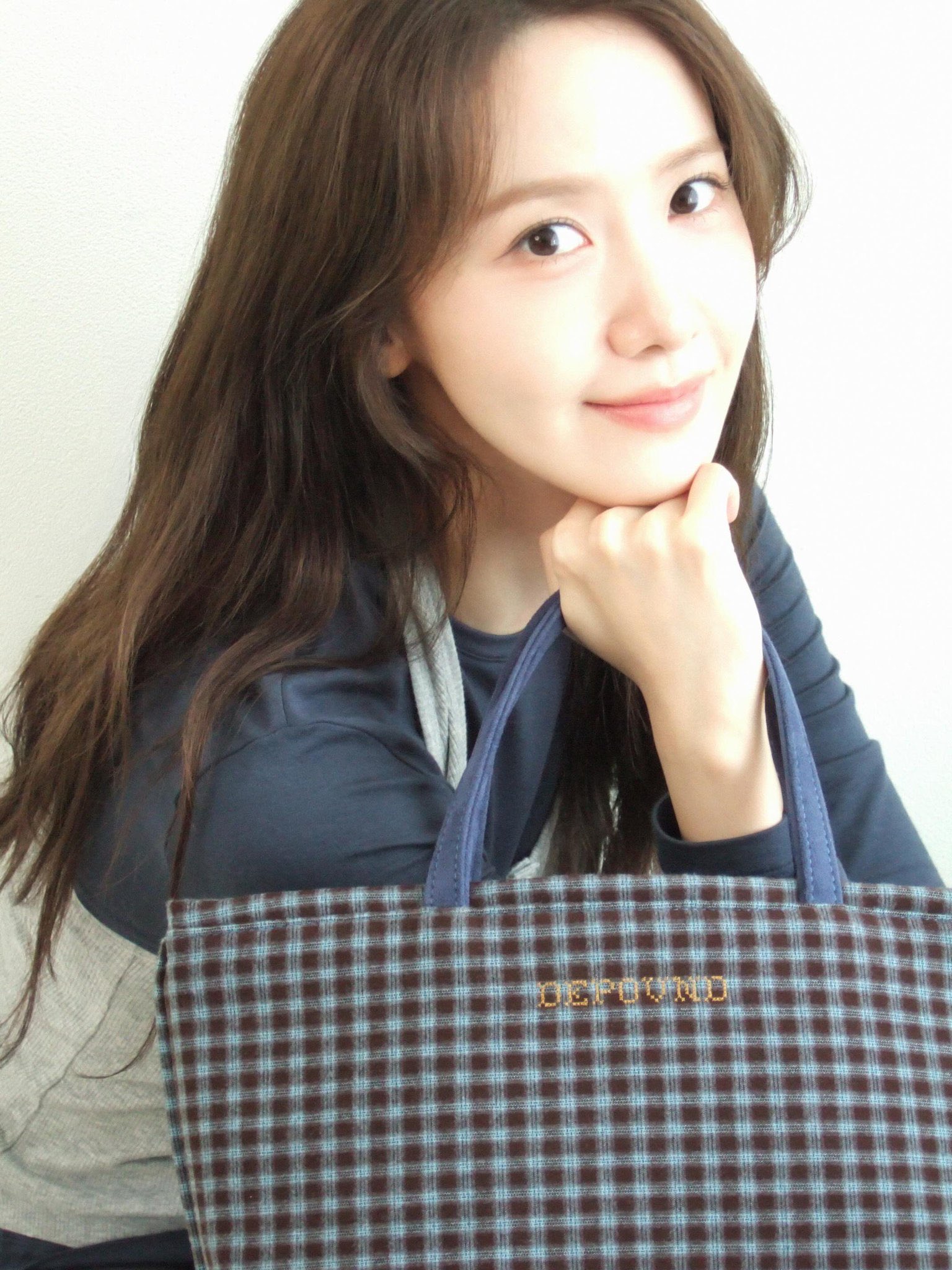 소녀시대 윤아 착용 룩