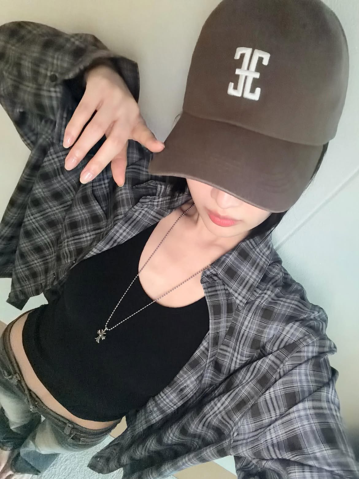 레드벨벳 조이 착용 룩